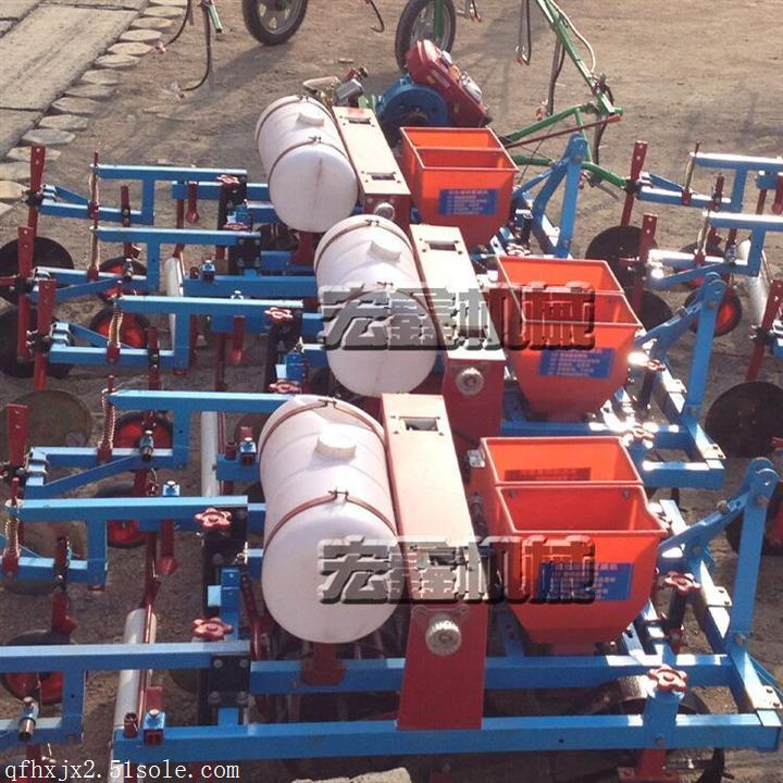 土豆噴藥覆膜機(jī) 覆膜機(jī)報(bào)價(jià)單 熱銷覆膜機(jī)
